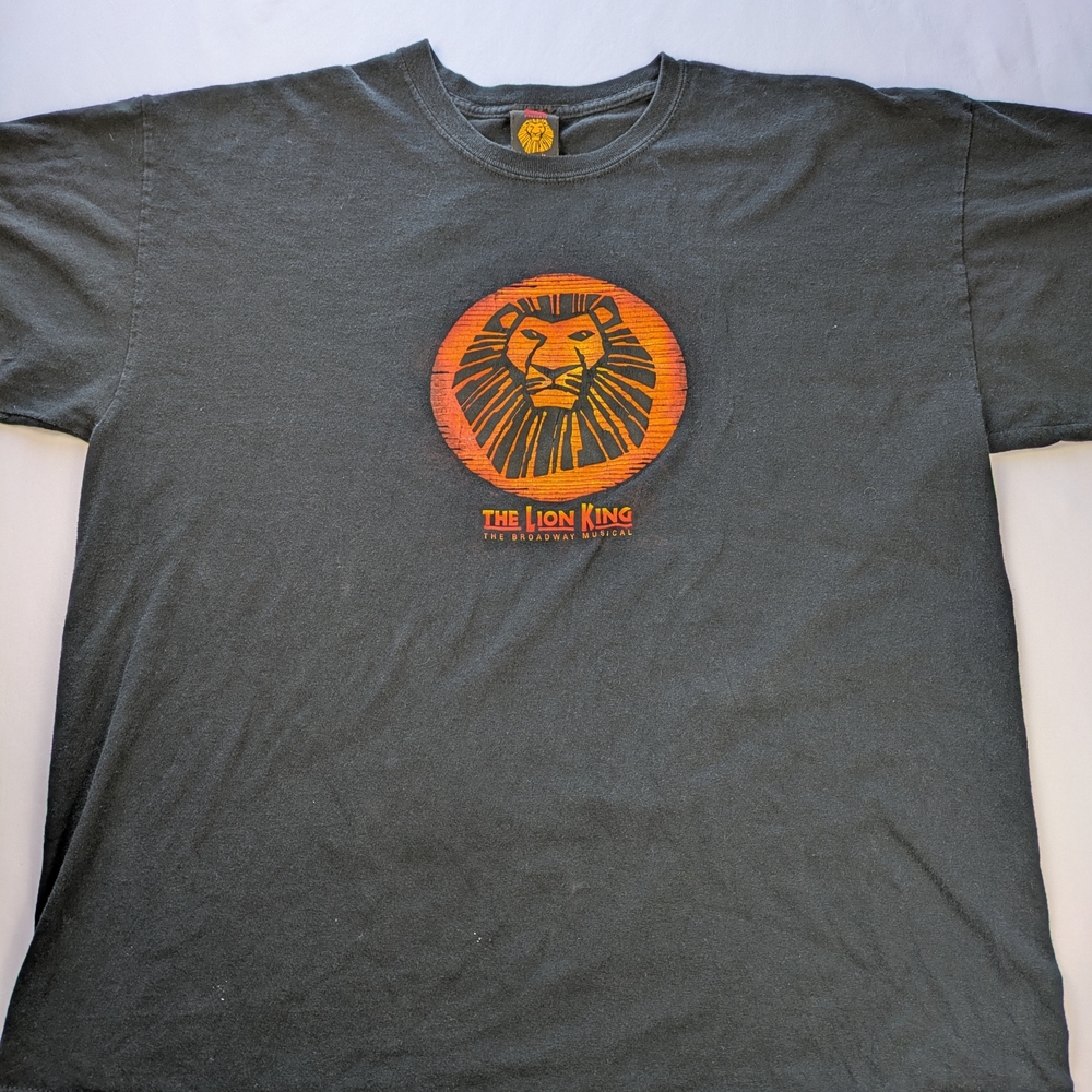 Size XL (23x28)-  Disney Lion King Broadway Musical T-Shirt